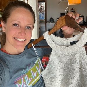 Meet your Posher, Lauren